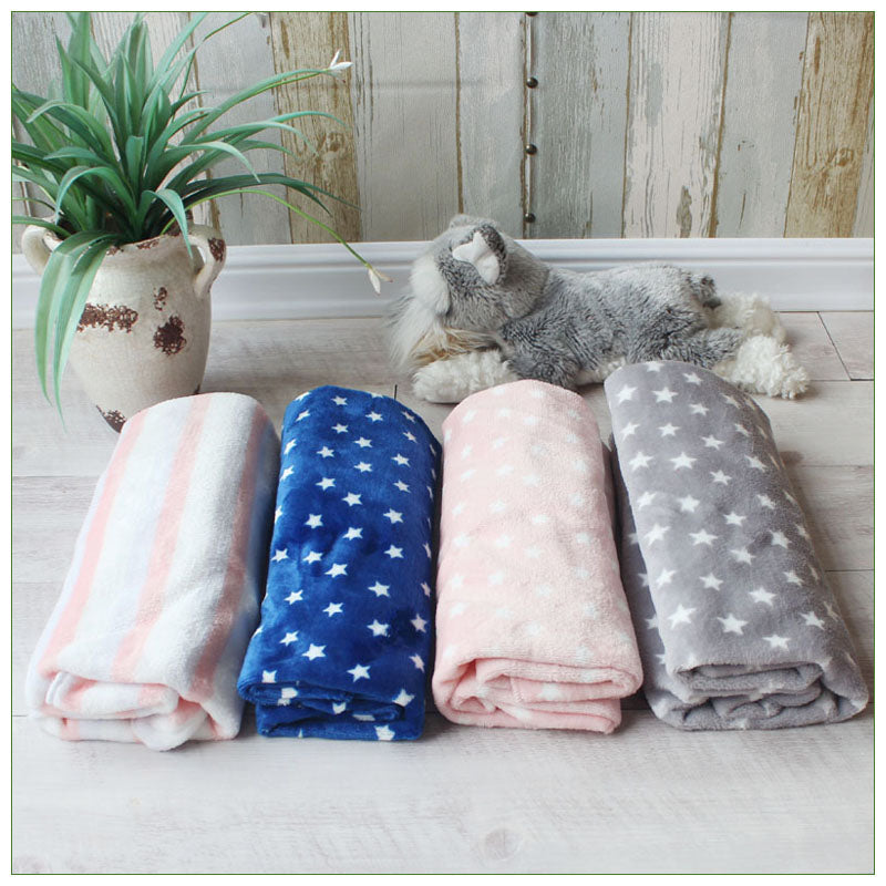 Ultra Soft Pet Blanket for Dogs & Cats - Le Frenchie Flair